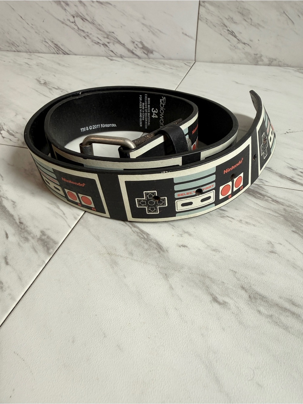VTG 2011 Bioworld Nintendo NES Controller Retro Belt Size 34 Classic Gaming